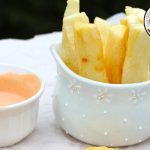 Yuquitas o Tequeños en salsa acevichada